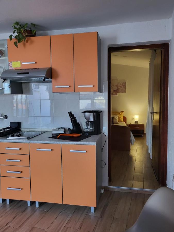 Licul Apartment Ровинь Экстерьер фото