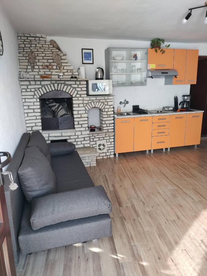 Licul Apartment Ровинь Экстерьер фото