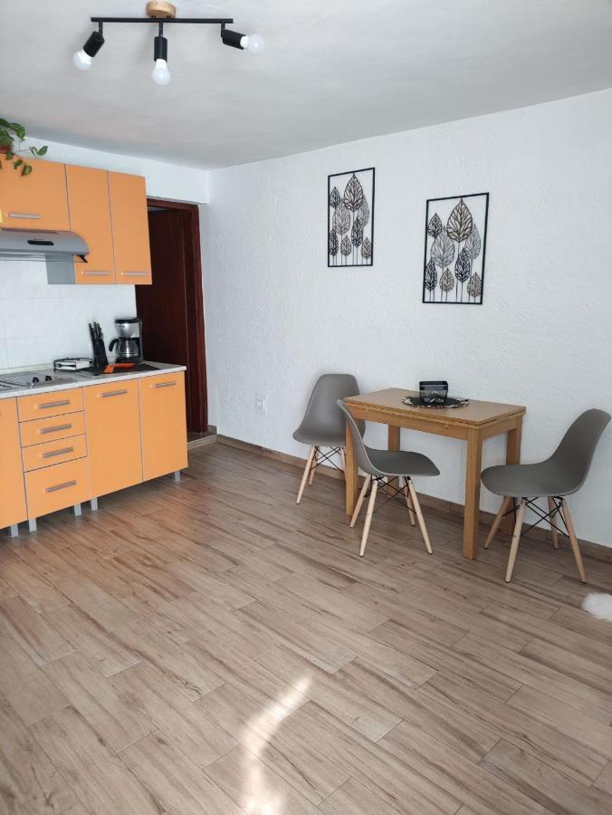 Licul Apartment Ровинь Экстерьер фото